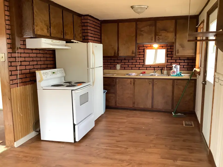 33 Pleasant Street, Presque Isle, ME 04769 - Image #2