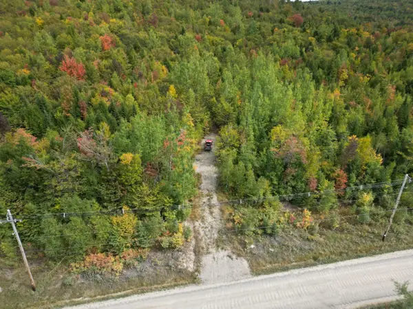 266 Half Township Road, Lincoln, ME 04457