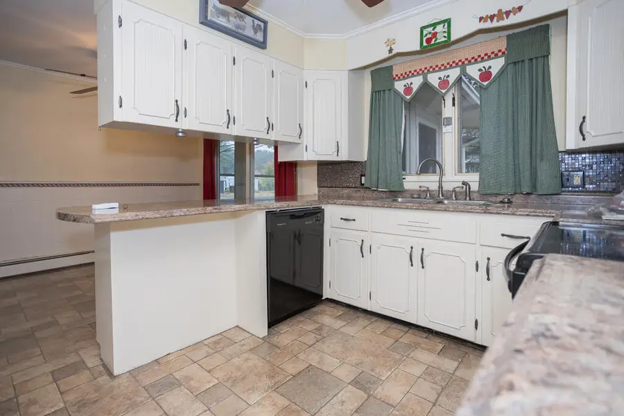 17 Oak Street, Jay, ME 04239 - Image #2