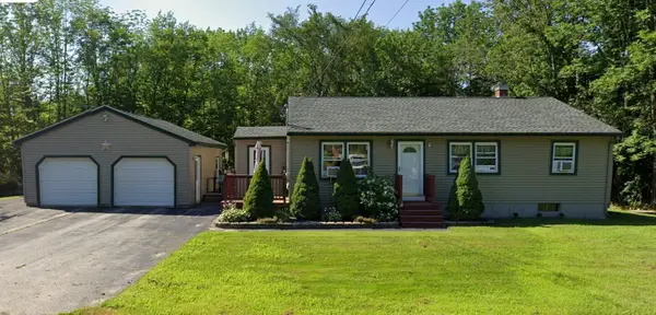 32 Mallison Street, Gorham, ME 04038