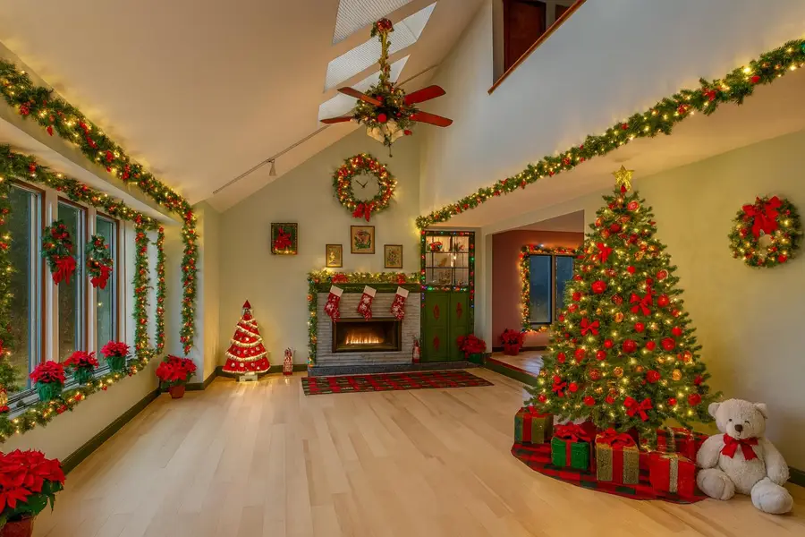 34 Stoneridge Drive, Standish, ME 04084 - Image #2