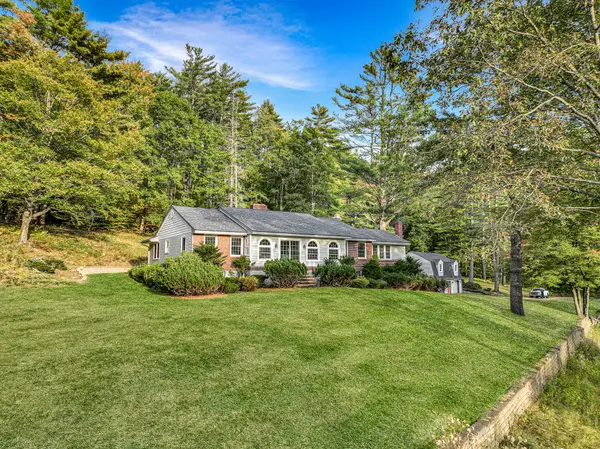 1318 Us-2, Rumford, ME 04276