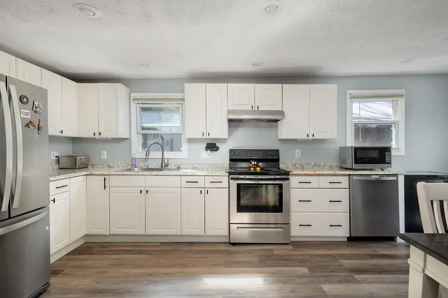 25 Heritage Drive, Eliot, ME 03903 - Image #2