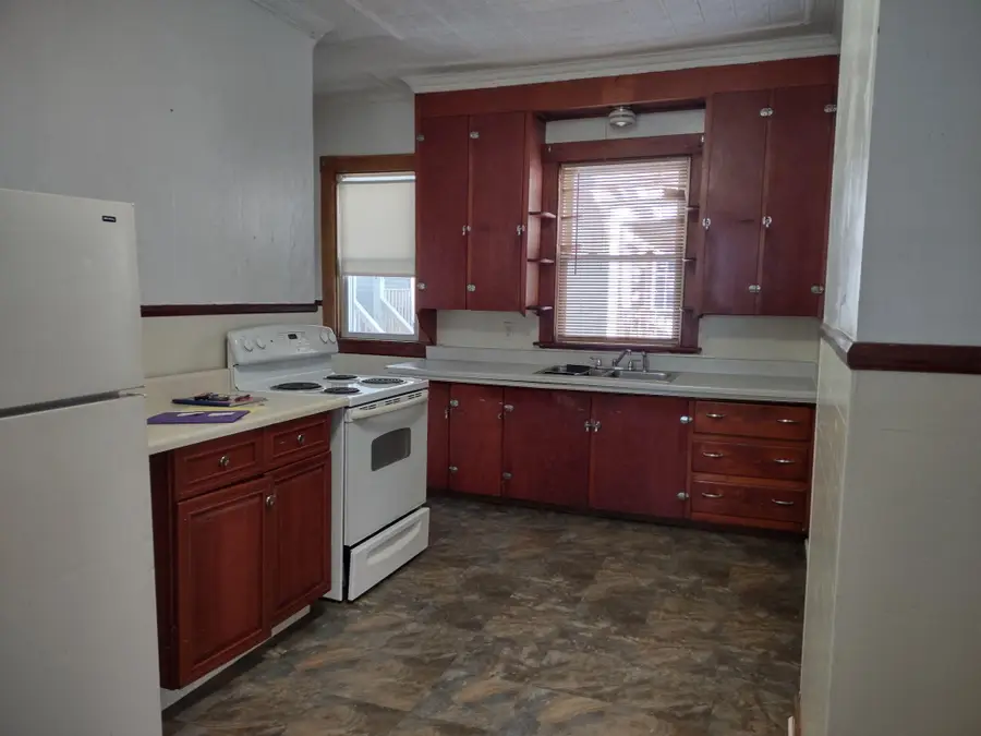 55 Howard Street, Lewiston, ME 04240 - Image #2