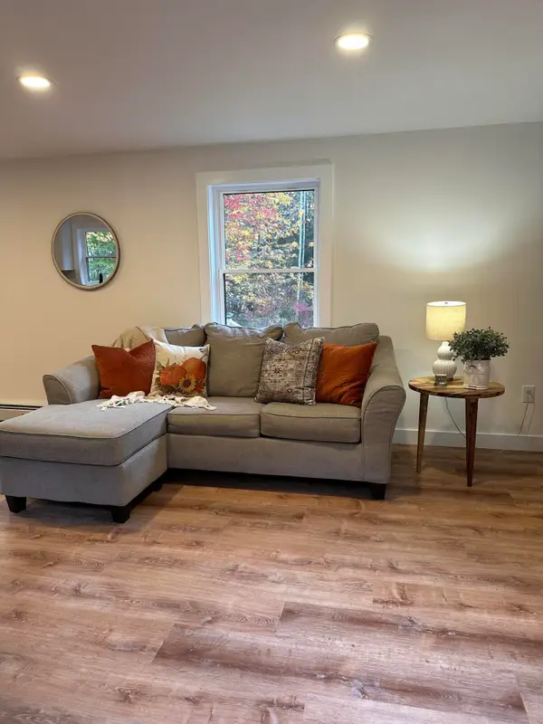 19 Estate Road, Naples, ME 04055