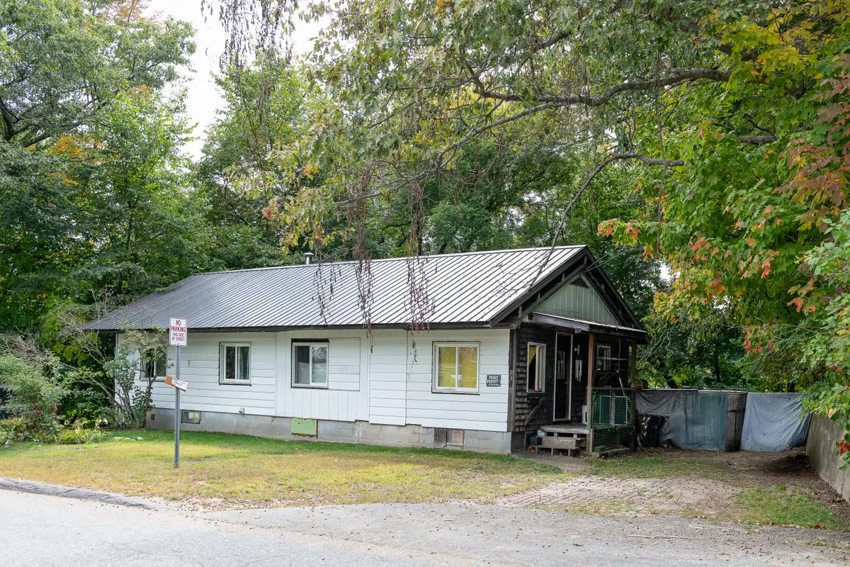 23 Osgood Avenue, Mexico, ME 04257 - Image #1