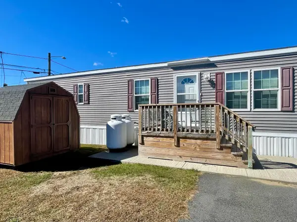 54 Linnell Circle, Brunswick, ME 04011