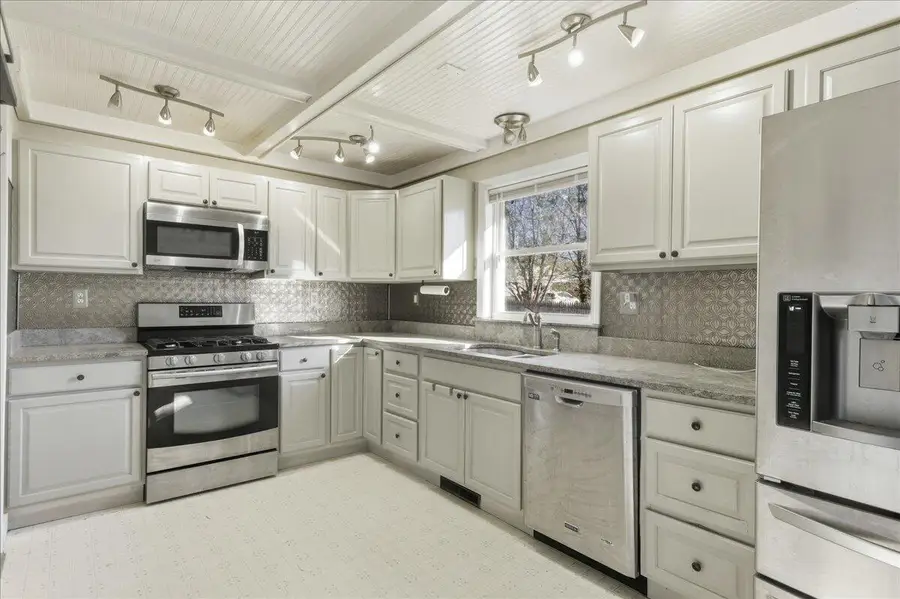 21 Knox Brothers Avenue, Searsport, ME 04974 - Image #3