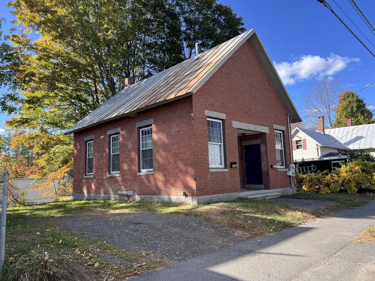 31 Mechanic Street, Skowhegan, ME 04976 - Image #1