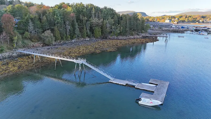 471 Main Street, Southwest Harbor, ME 04679 - Image #3