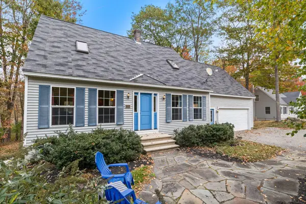 17 Fox Track, Buxton, ME 04093