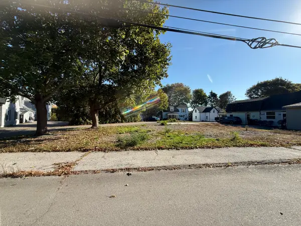 11 Grays Lane, Old Town, ME 04468