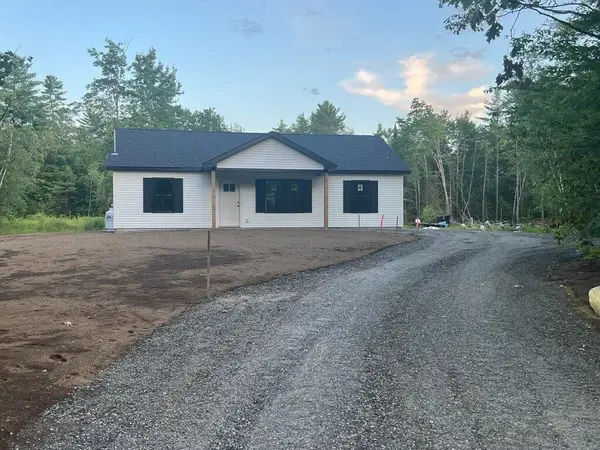 260 Hio Ridge Road, Bridgton, ME 04009