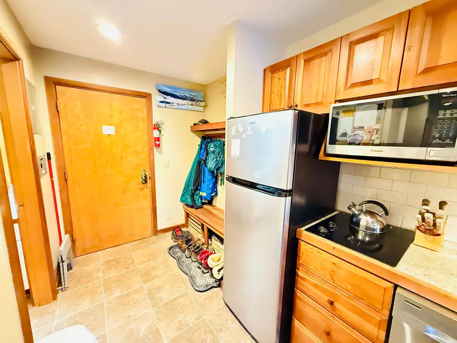 277 Sugartree One #277, Carrabassett Valley, ME 04947 - Image #2