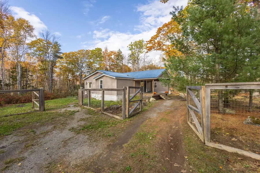 7 Morton Road, Lincolnville, ME 04849 - Image #2