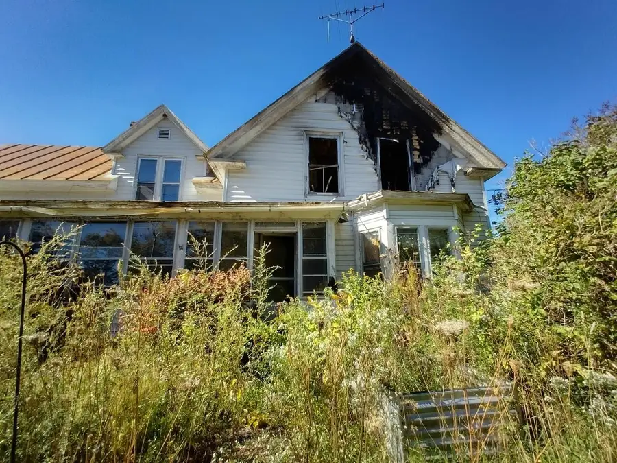 71 Pittsfield Avenue, Hartland, ME 04943 - Image #3