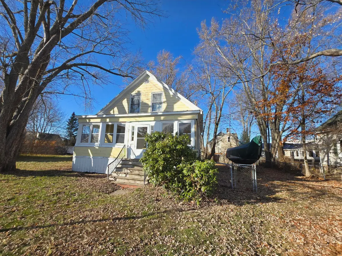 11 Chestnut Street, South Portland, ME 04106 - Image #1