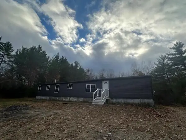 482 Ossipee Trail, Limington, ME 04049