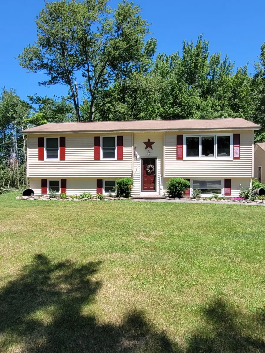 784 Eastern Avenue, Holden, ME 04429 - Image #2