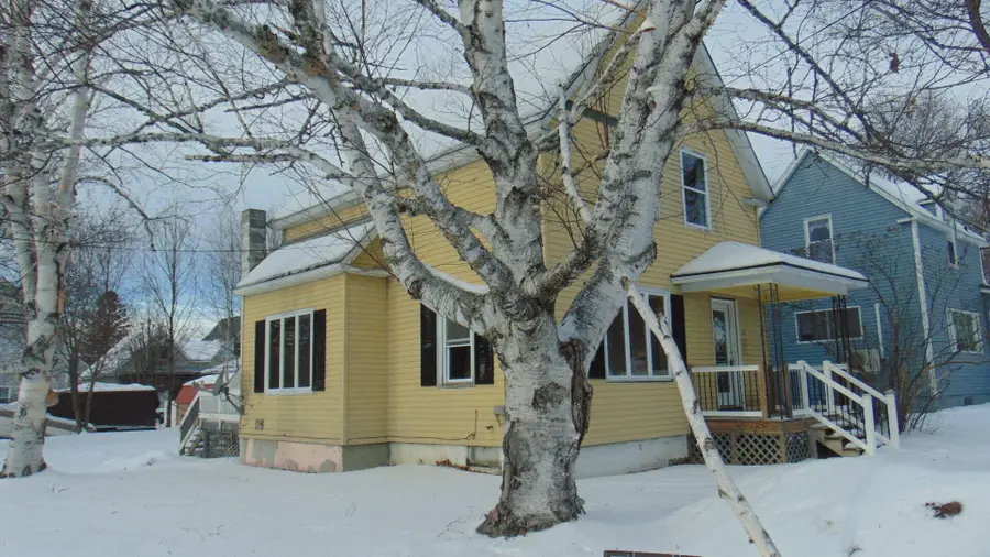8 Beech Street, East Millinocket, ME 04430 - Image #2