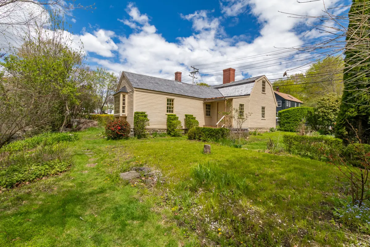 7 Water Street, Kennebunk, ME 04043 - #1
