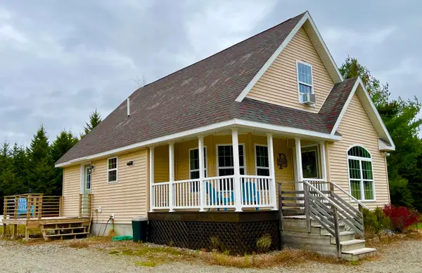 100 Bass Harbor Road, Southwest Harbor, ME 04679