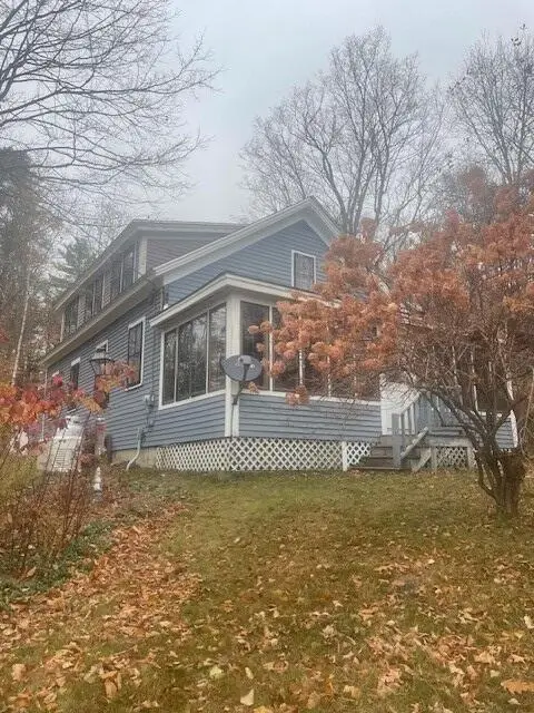 358 Mount Mica Road, Paris, ME 04281