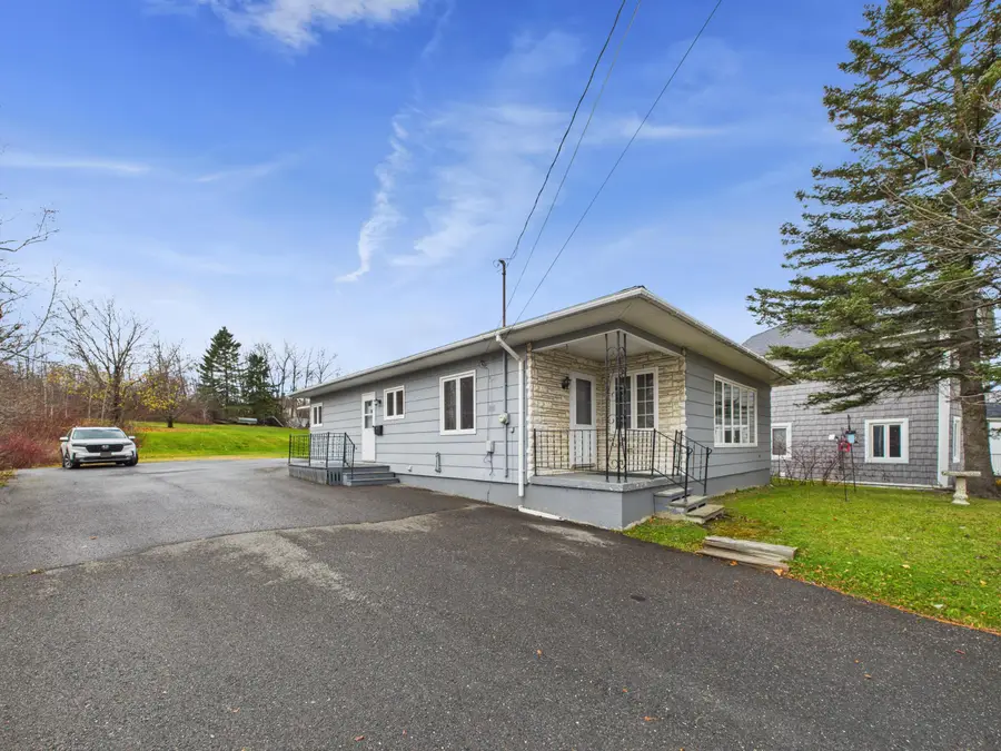 187 Main Street, Van Buren, ME 04785 - Image #2