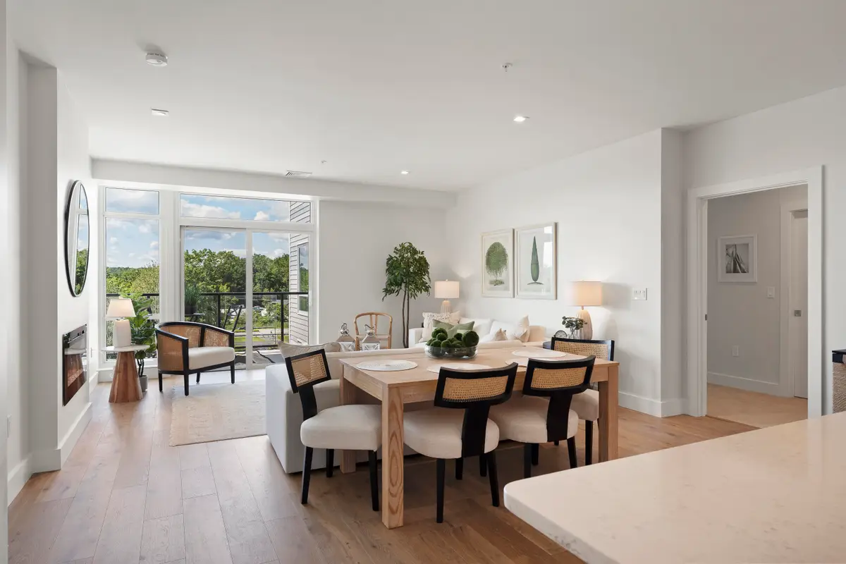 267 Us Route 1 #308, Falmouth, ME 04105 - Image #1