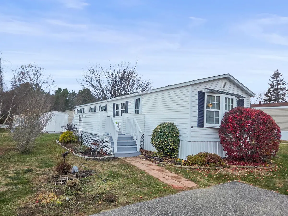 38 Fairview Drive, Lisbon, ME 04250 - Image #1
