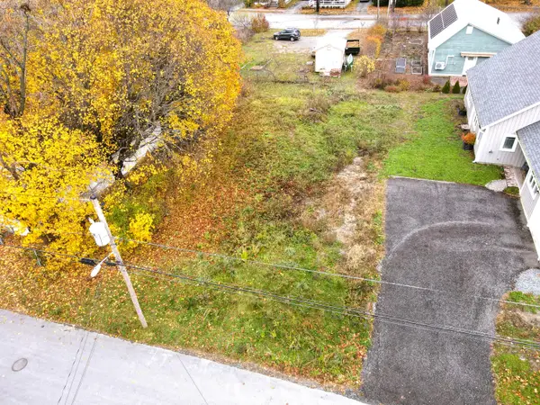 154 Pearl Street, Bangor, ME 04401