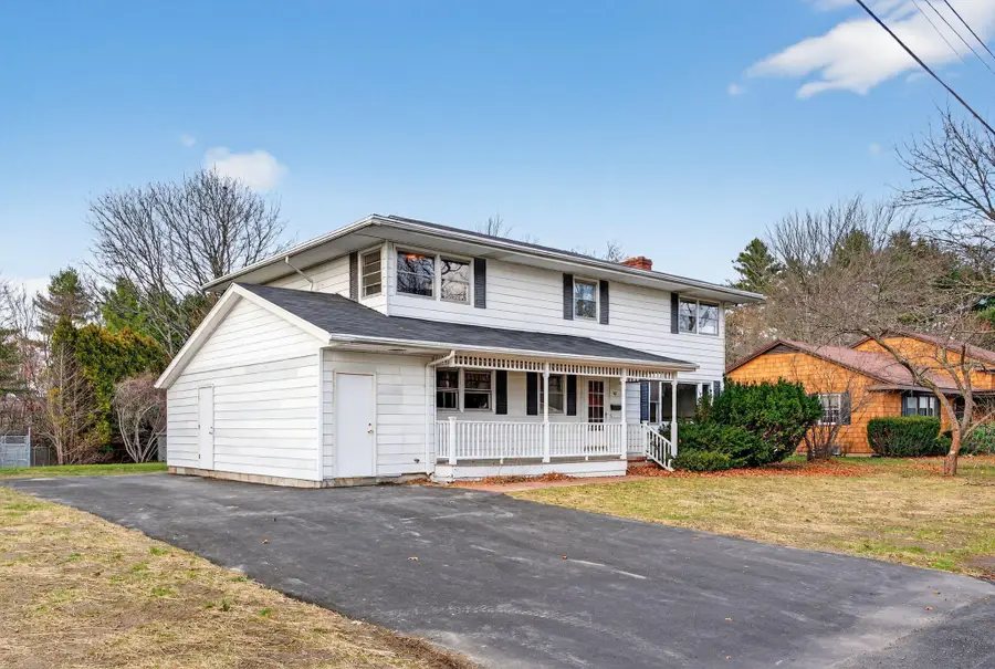 40 Robinson Gardens, Lewiston, ME 04240 - Image #2