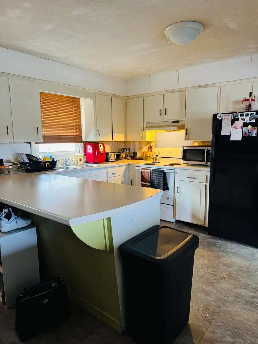 122 Western Avenue, Waterville, ME 04901 - Image #3