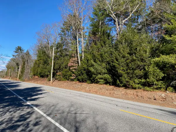 599 Pequawket Trail, Standish, ME 04085