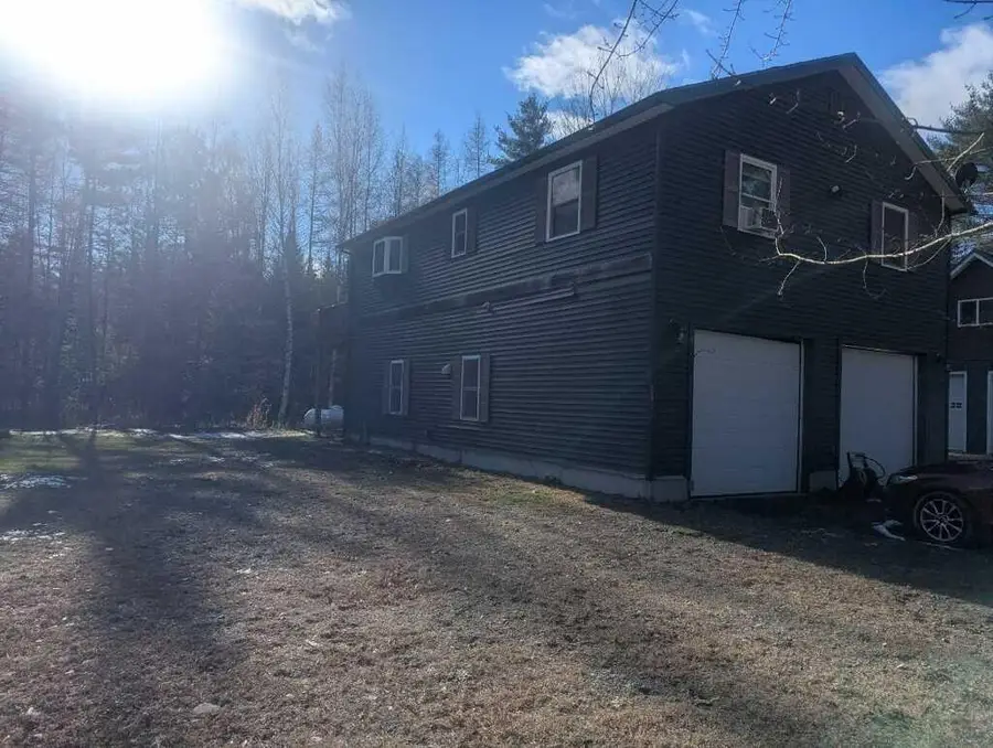 15 Hesseltine Way, Milford, ME 04461 - Image #2