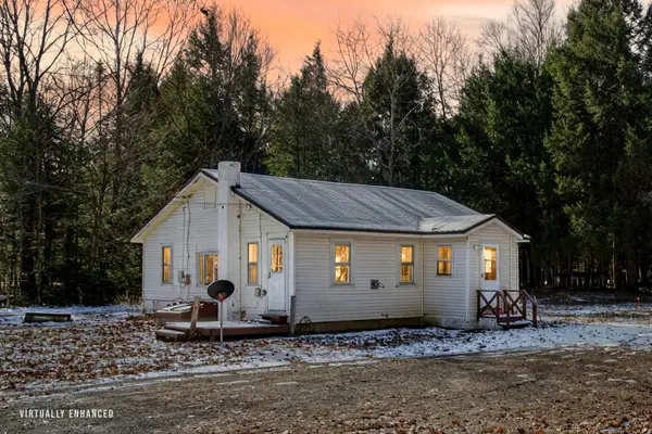 220 Dutch Gap Road, Chesterville, ME 04938