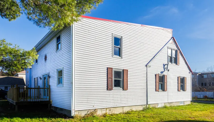 35 Oakland Street, Waterville, ME 04901 - Image #3
