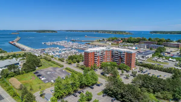 148 Breakwater Drive #201, South Portland, ME 04106