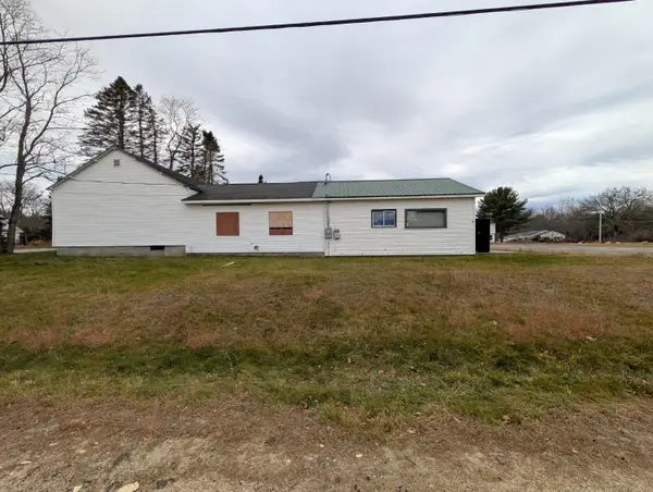 1036 Meadow Road, Casco, ME 04015