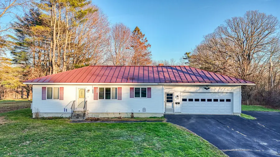 158 Pleasant Street, Clinton, ME 04927 - Image #3