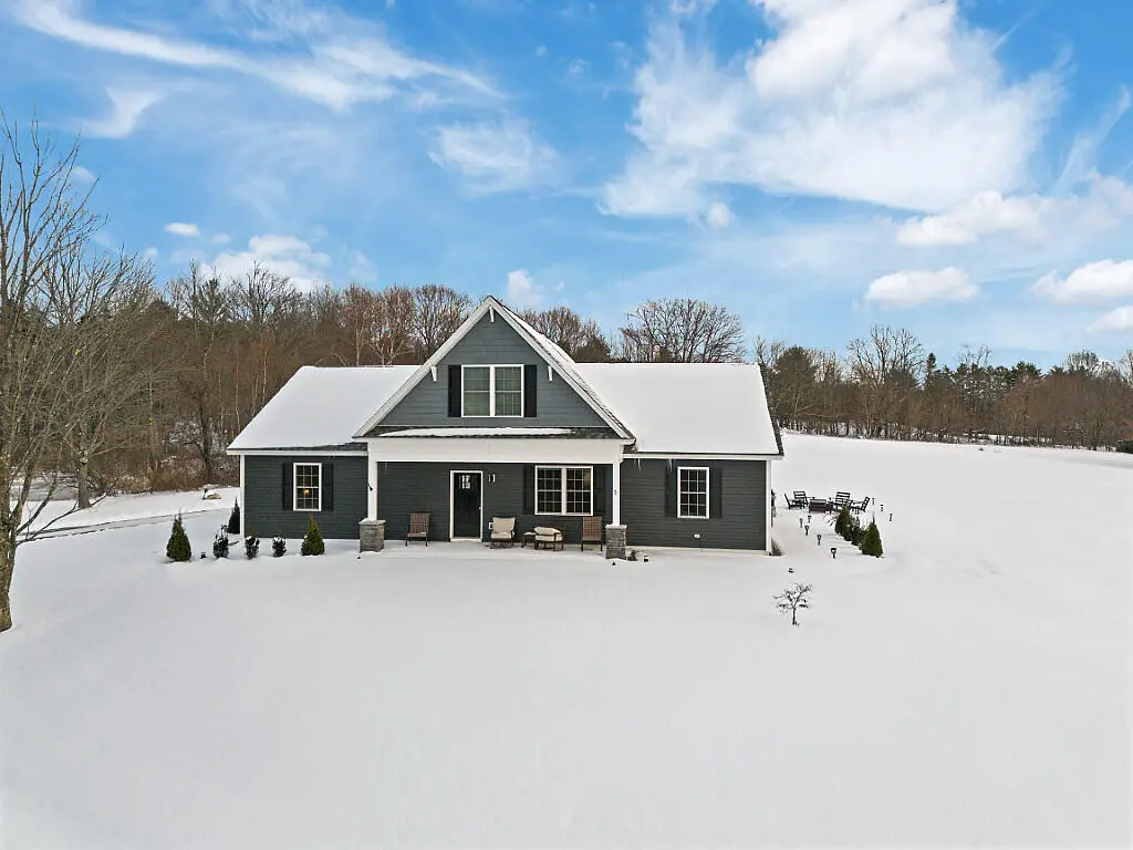 1 Overlook Drive, Hallowell, ME 04347 - Image #1