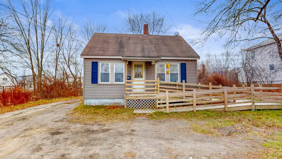 939 Sabattus Street, Lewiston, ME 04240 - Image #3