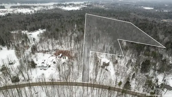 31 Gilman Road, Monmouth, ME 04259