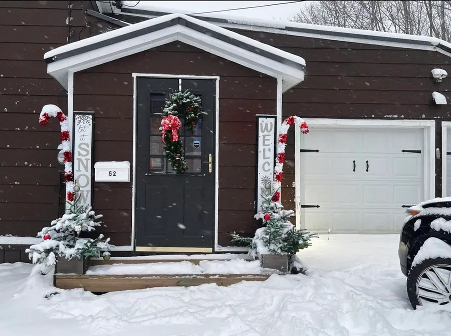 52 Somerset Street, Millinocket, ME 04462 - Image #3