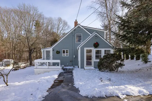 42 Tilton Avenue, Kittery, ME 03904