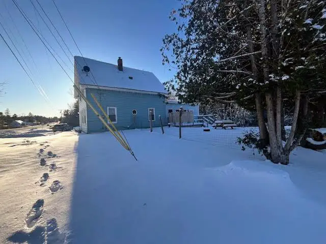 386 Airline Road, Clifton, ME 04428 - Image #2