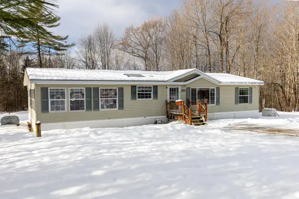 3036 Ohio Street, Glenburn, ME 04401