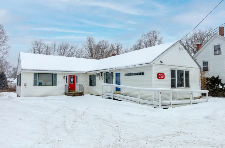 861 W Main Street, Dover Foxcroft, ME 04426 - Image #3