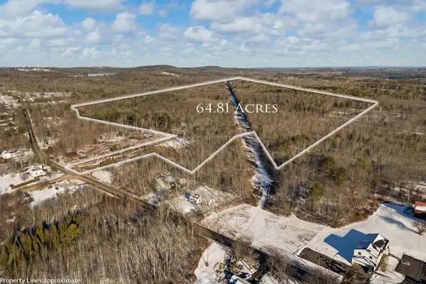 616 Stanley Road, Winthrop, ME 04364