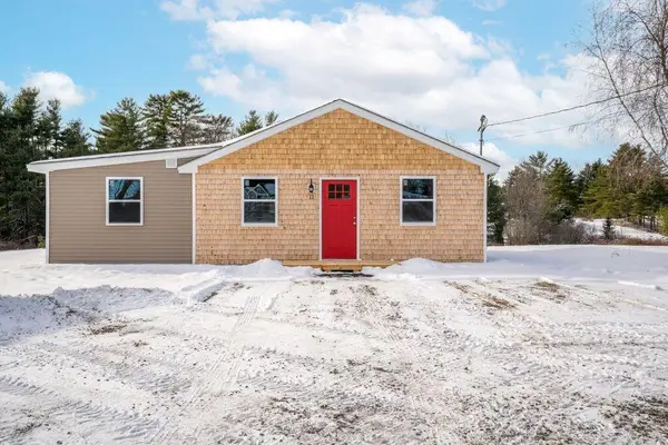 11 Dragonfly Lane, Gorham, ME 04038
